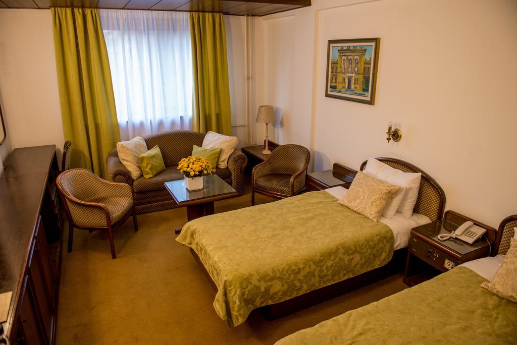 Hotel Grand Valjevo Exterior foto